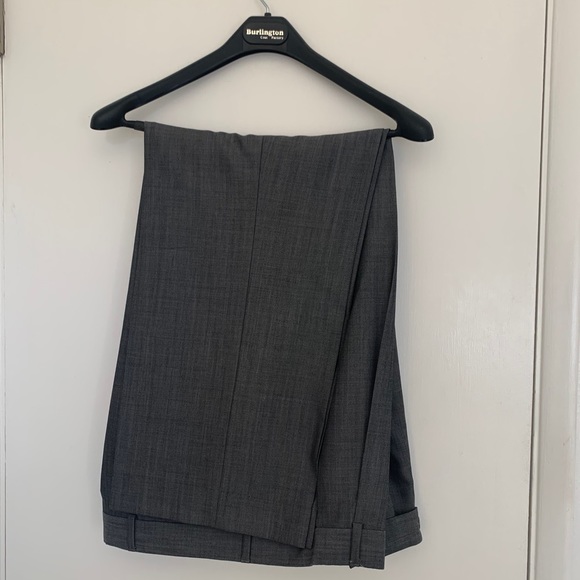 Gray Suit (Jacket/Pants)-Bernard Altmann Couture - Picture 7 of 8